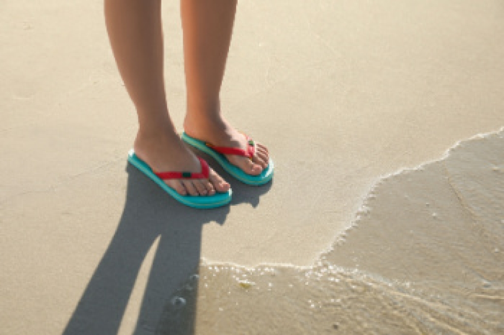How Flip-Flops Can Impact Your Gait and Foot Health